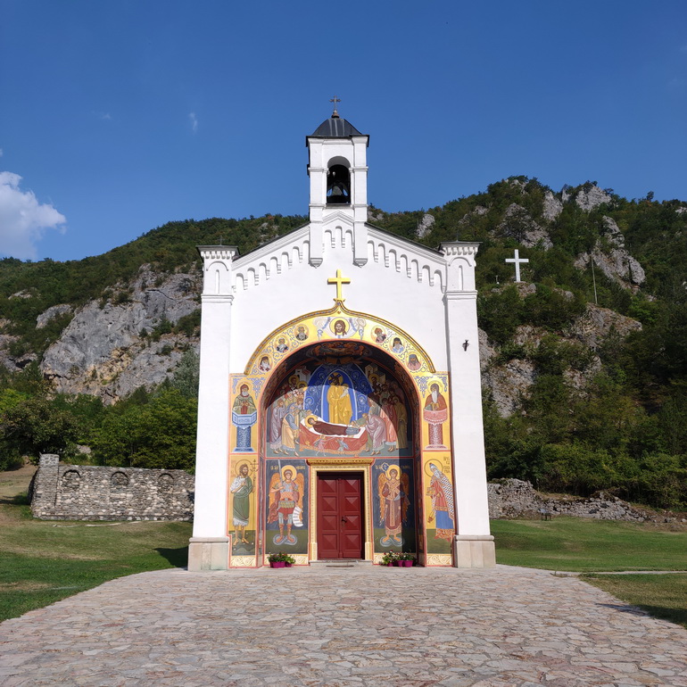 Manastir Dobrun
