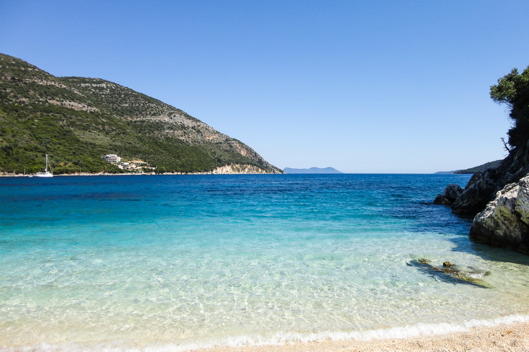 mikros gialos