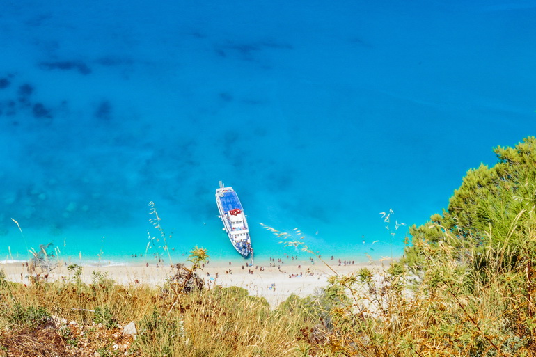 egremni lefkada