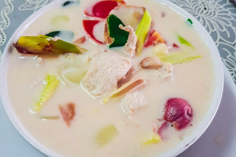tom kha gai